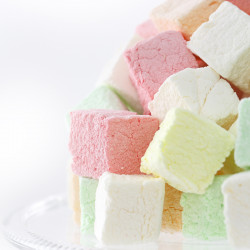 SKEWER OF HAND-MADE MARSHMALLOWS