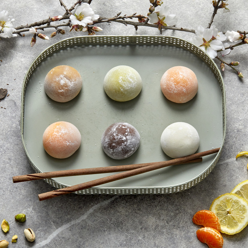 DARK CHOCOLATE ICED MOCHI