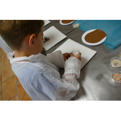 Chocolate workshop for kids during winter holidays