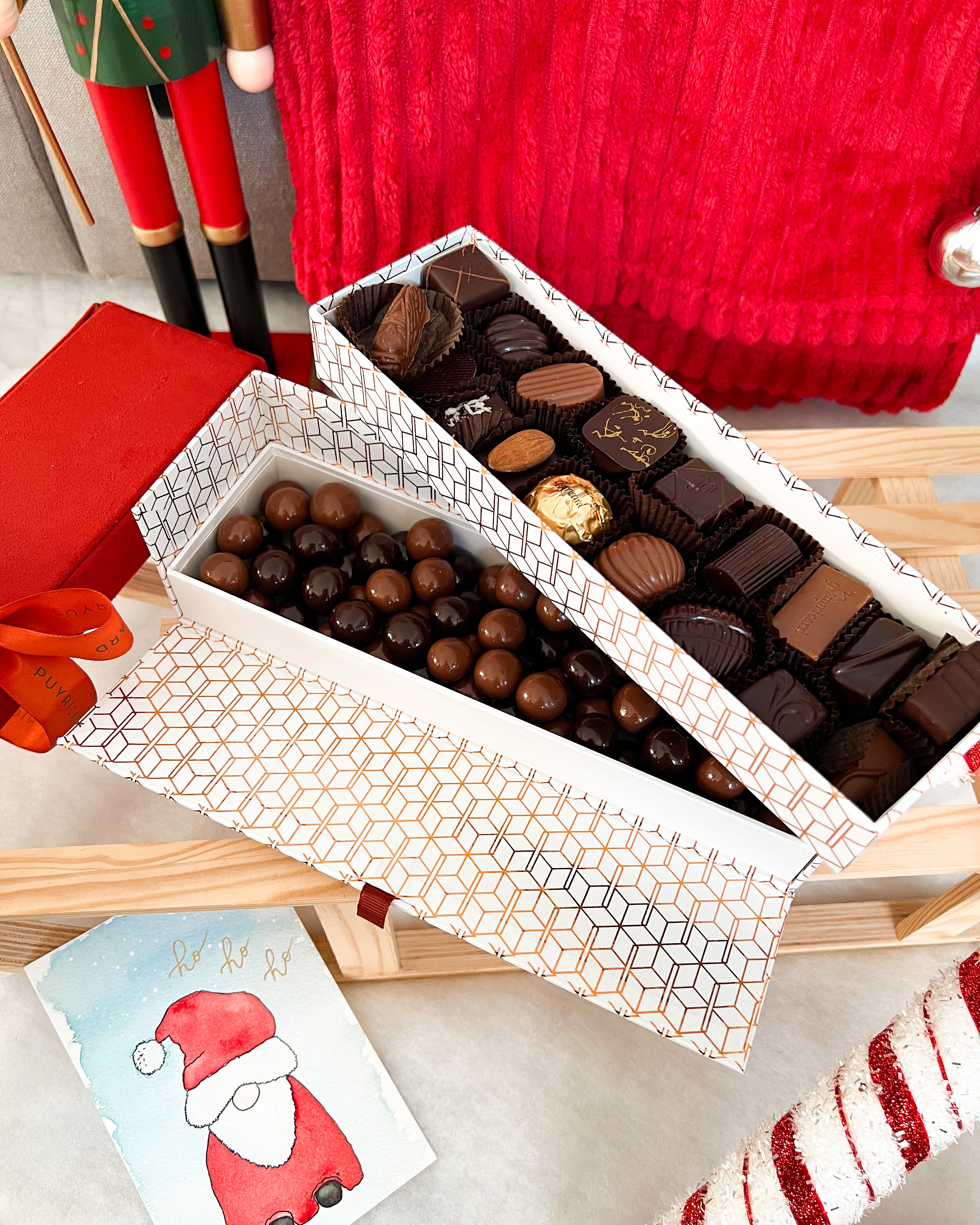 Un coffret de chocolats de Noël aux saveurs du Monde !